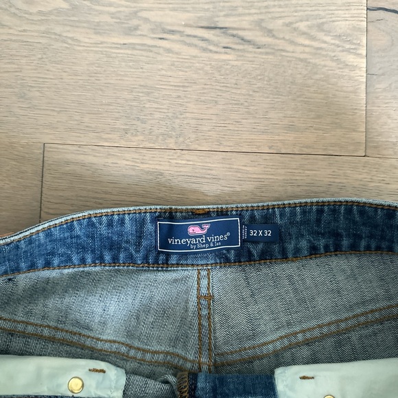 Vineyard vines jeans. 32x32. Not even worn once - Picture 3 of 3